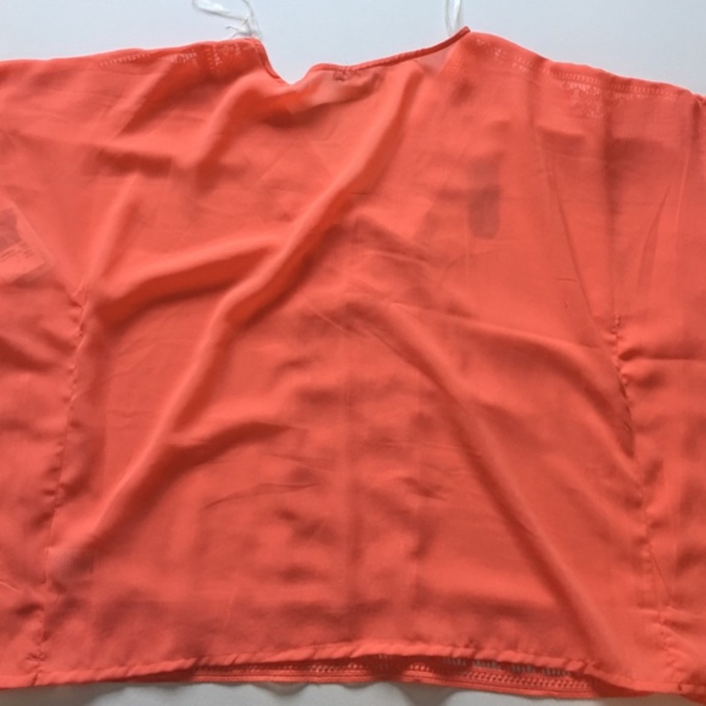 Halo New Coral Oversized Crochet Detail Blouse - Picture 4 of 4